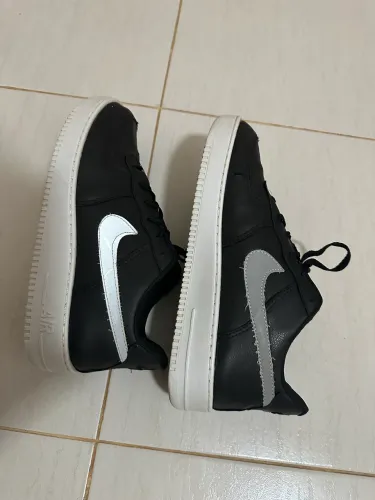 Tênis Nike Air Force preto tamanho 43/44