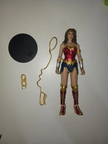 Mulher Maravilha McFarlane Toys (Usado)