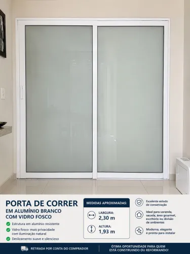Porta de Correr em Alumínio Branco com Vidro Fosco
