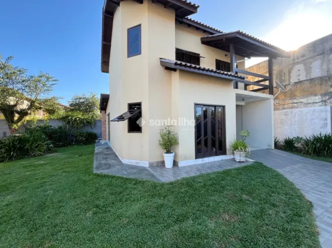 Casa com 2 dormitórios para alugar, 157m² - Campeche - Florianópolis/SC