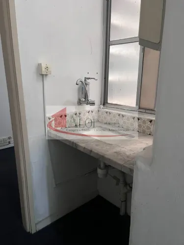 Sala / conjunto comercial para locação com 45m² de AU ao lado do metrô paraíso e Shopping 