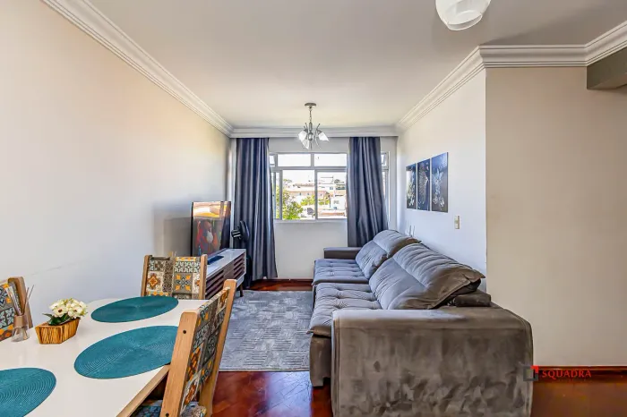 Apartamento em Capão Raso, Curitiba/PR