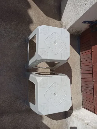 Banco de plástico super resistente