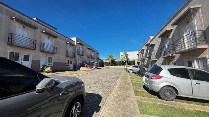 Casa com 2 dormitórios à venda, 65 m² por R$ 550.000,00 - Aglomeração Urbana de Jundiaí -