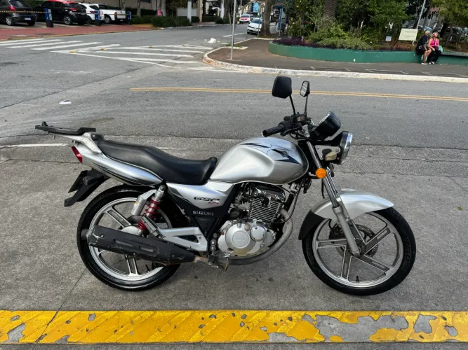 Suzuki Gsr 125 2014 Carburada!