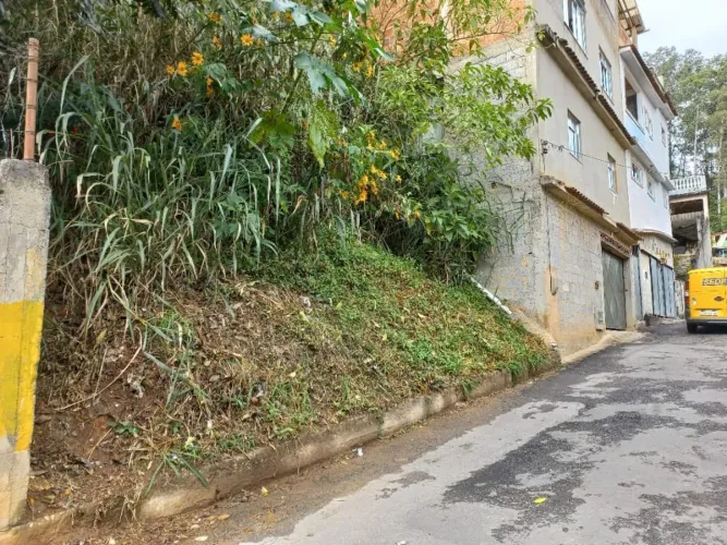 Terreno à venda 200M², Cascatinha, Petrópolis - RJ