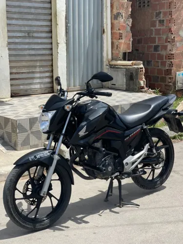 Titan CG 160 