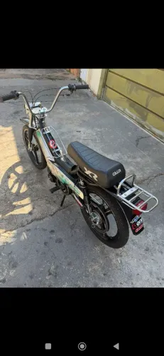 Mobylette 75cc bem conservada