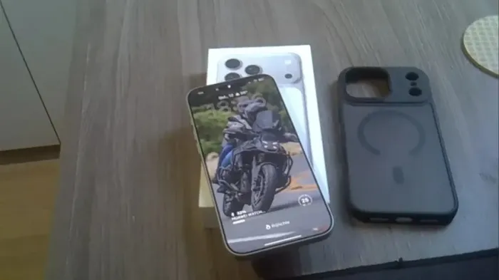 Iphone 17 Pro Max 256gb - Prateado