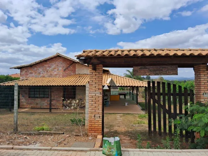 Chácara com 3 dormitórios à venda, 1000 m² por R$ 499.000,00 - Condomínio Recanto do Beija