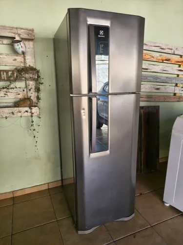 Geladeira Electrolux TF42S - 382 Litros - Aço Escovado (Inox)