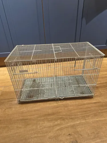 Gaiola de criação de pequenos animais