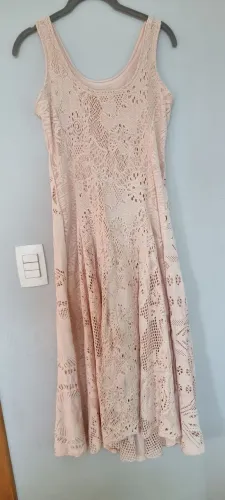 Vestido renda midi