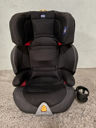 Cadeirão com isofix chicco 15-36 kg