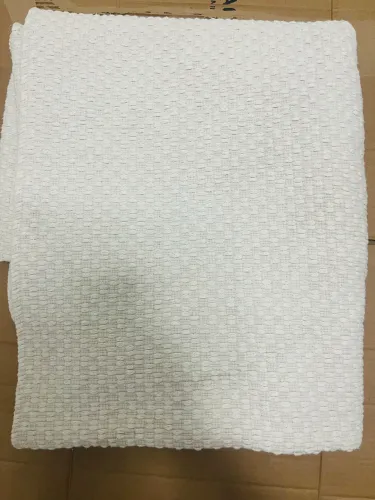 Tapete off para sala