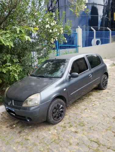 Renault Clio Authentique 1.0 8V 3P 2004