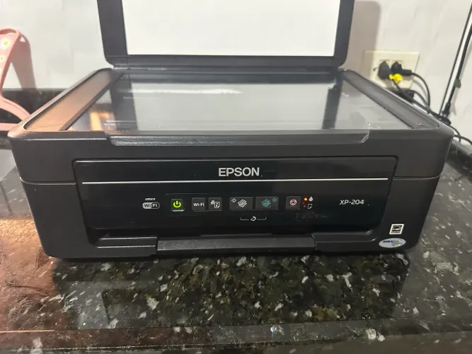 Impressora Multifuncional Epson XP-204 (Wi-Fi / Scanner) - Muito Conservada!