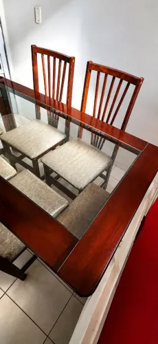 Mesa de Jantar com 4 cadeiras