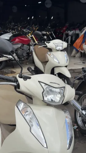 Vendo biz 125 modelo 2021