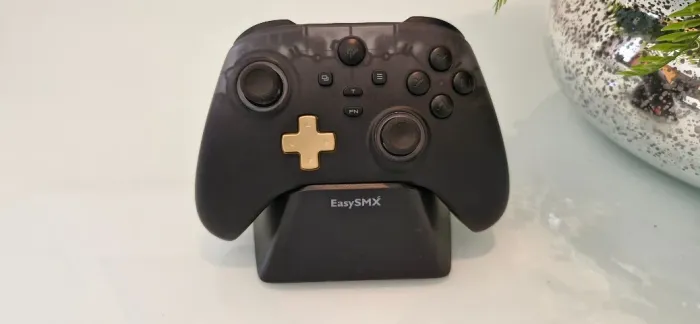 Controle sem fio EasySMX D05 com dock