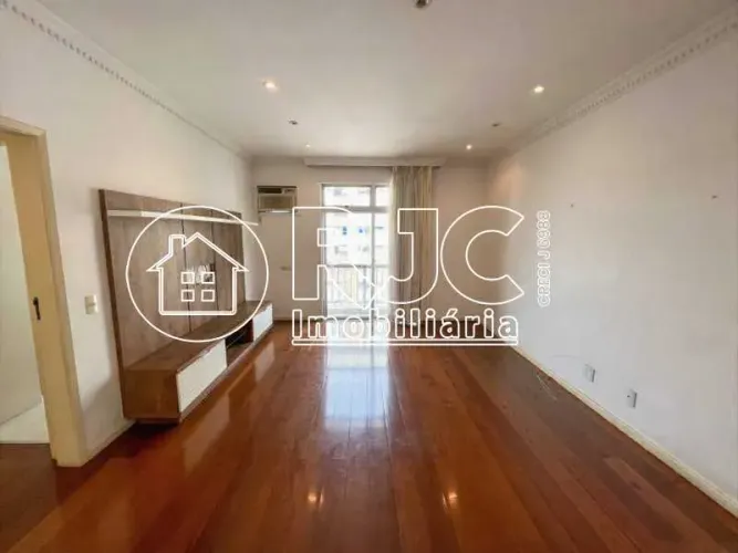 Apartamento : Padrão / Residencial / Tijuca