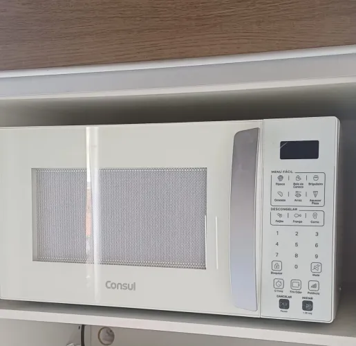 Microondas 20l em excelente estado. Pouco usado.