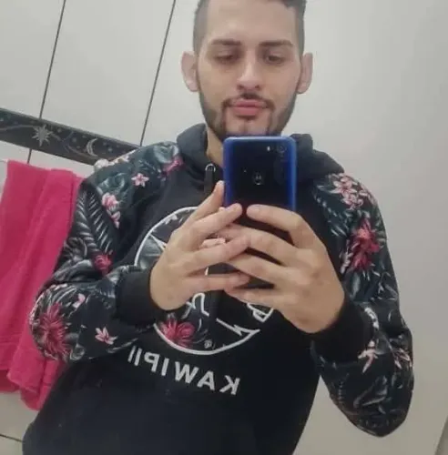 Montador de moveis, Profissional e eletrecista perto de voce !!