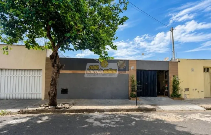 Casa com 3 dormitórios à venda, 130 m² por R$ 320.000,00 - Loteamento Residencial Cândida 