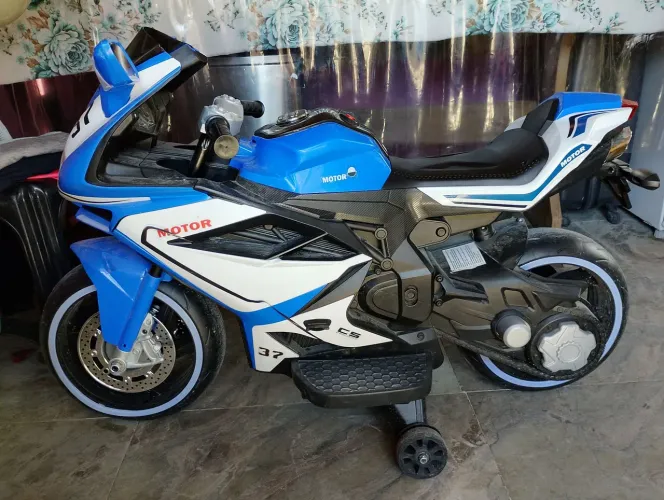 Moto infantil elétrica