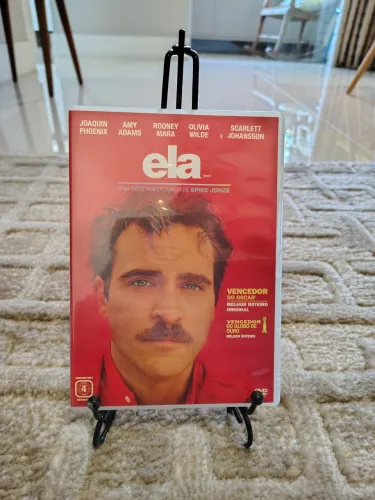 Dvd Ela (HER) / Um filme de Spike Jonze c/ Joaquim Phoenix e Scarlett Johansson