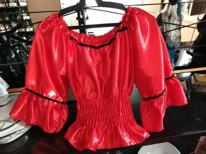 ? Conjunto Cigana Premium ? Blusa + saia em cetim, rico em detalhes e com um caimento in