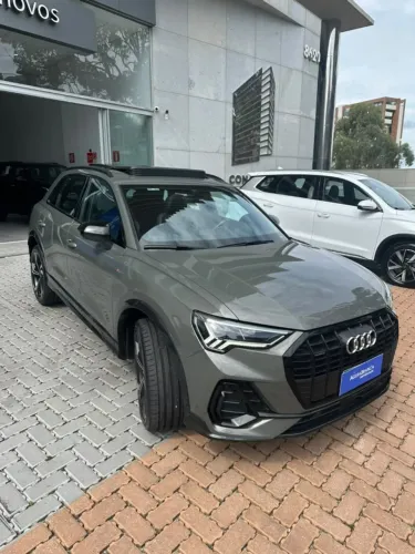 Audi Q3 Perf. Black 2.0 TFSI Tiptr. Quattro 2024