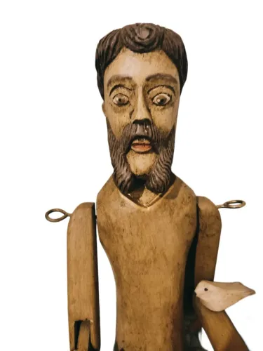 Imagem de são Francisco articulada em madeira
