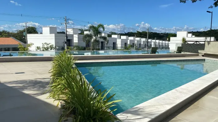 casa nova em condomínio fechado