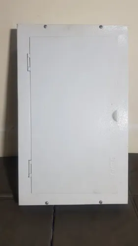 "Quadro Distribuição Aço Embutir 32 Disjuntores Soprano Completo + Geral 100A"