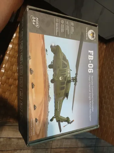 helicóptero de controle remoto militar FB-06 Black Hawk (2.4G 4CH)