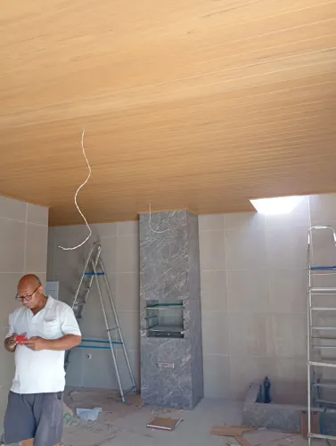 Trabalho com forro PVC 45,00 o metro tel: *77 instalação e manutenção Wilson pv