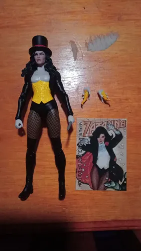 Dc multiverse mcfarlane toys Zatanna