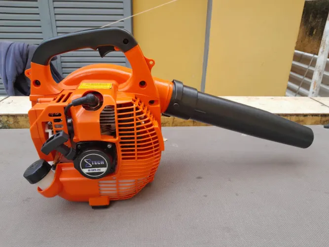 Soprador de Folhas Tech 25,4cc a gasolina