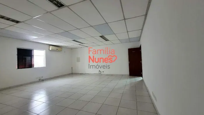 Sala para alugar em Contagem