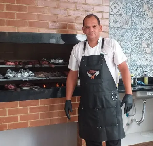 Churrasqueiro Profissional 
