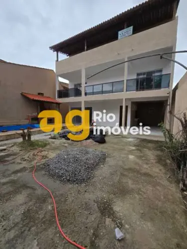 Casa em Condomínio : / Residencial / Vila Valqueire