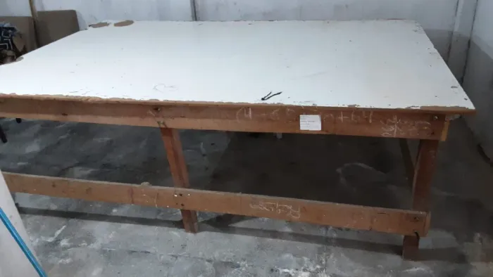 Mesão para Enfestar Pano e Tecido - Mesa Grande