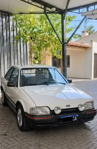 Ford Escort XR3 1.8 / 1.6 Beneton/form./laser 1989