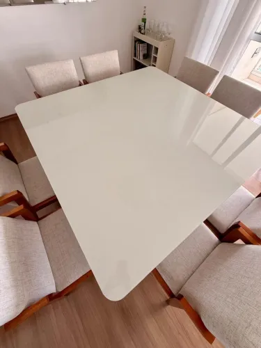Mesa de Jantar Quadrada com 8 lugares