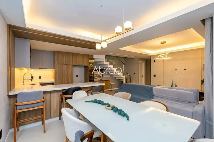 Sobrado em Condomínio à Venda em Santa Felicidade 3 Quartos | 172 m² | Próximo ao Parque
