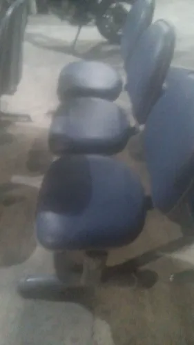 Vendo longarina  3 e 2 lugares  toda reforcadas