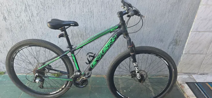 Vendo bicicleta MTB Ever. DESAPEGANDO