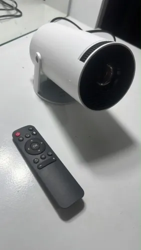 Projetor HY300