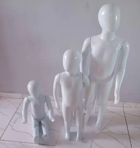 Manequins e Base em MDF 